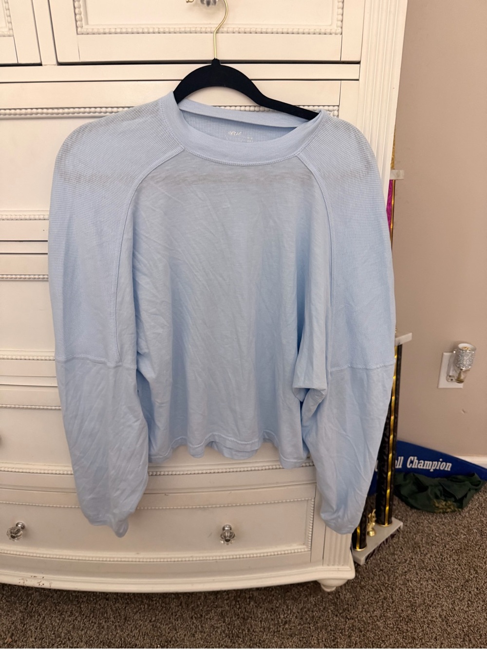 aerie long sleeve top. size medium